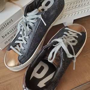 P448 Black glitter and Gold shoes size 39